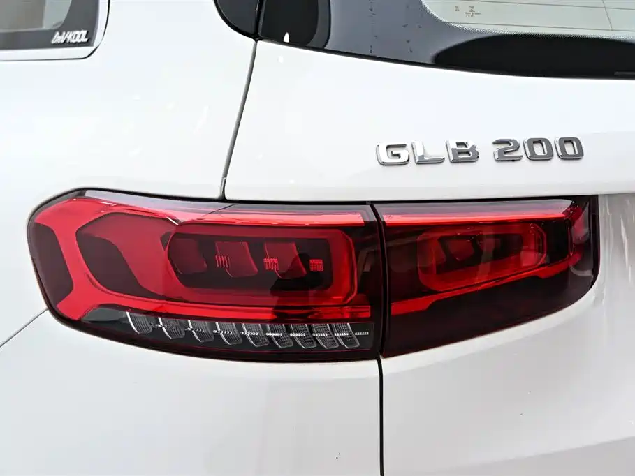 Mercedes-Benz GLB 2022 — фото 9