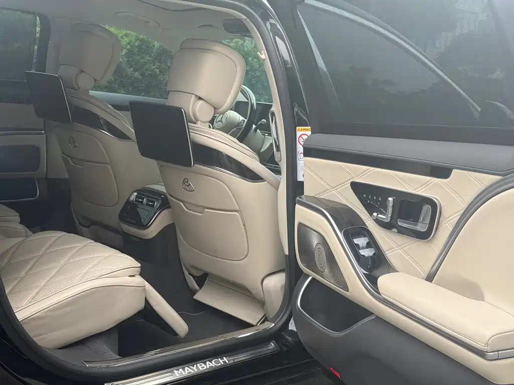 Mercedes-Benz S-Class 2023 — фото 17
