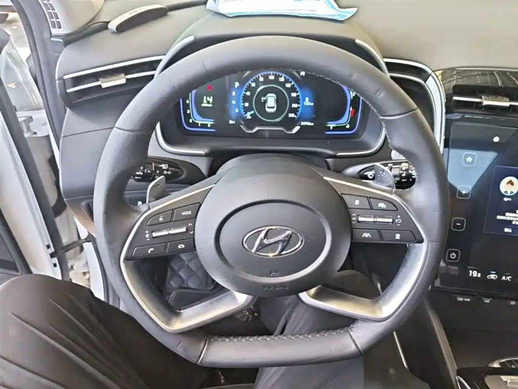 Hyundai Tucson 2024 — фото 11