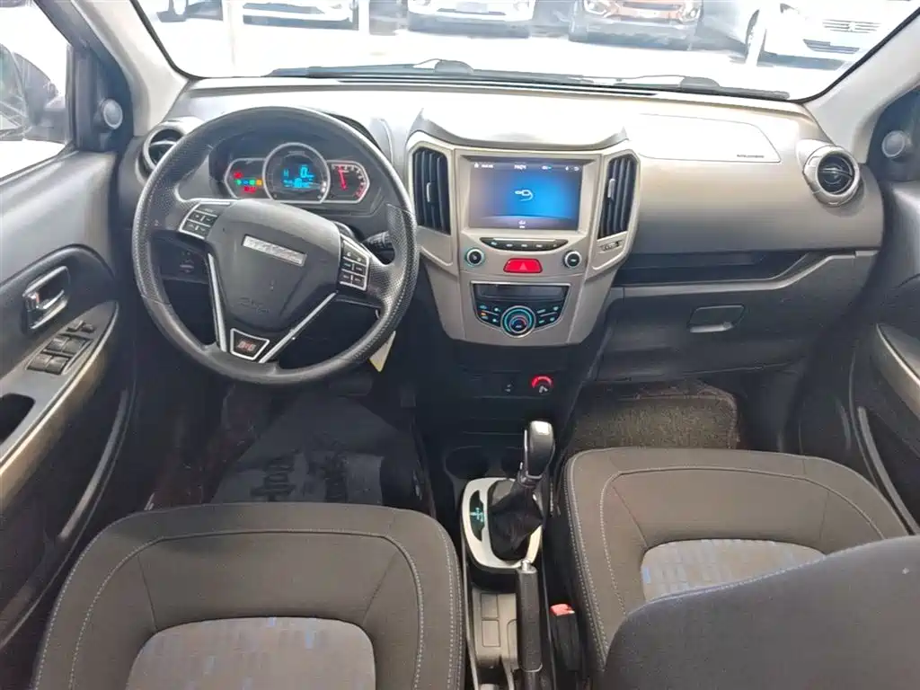 Haval H1 2016 — фото 10