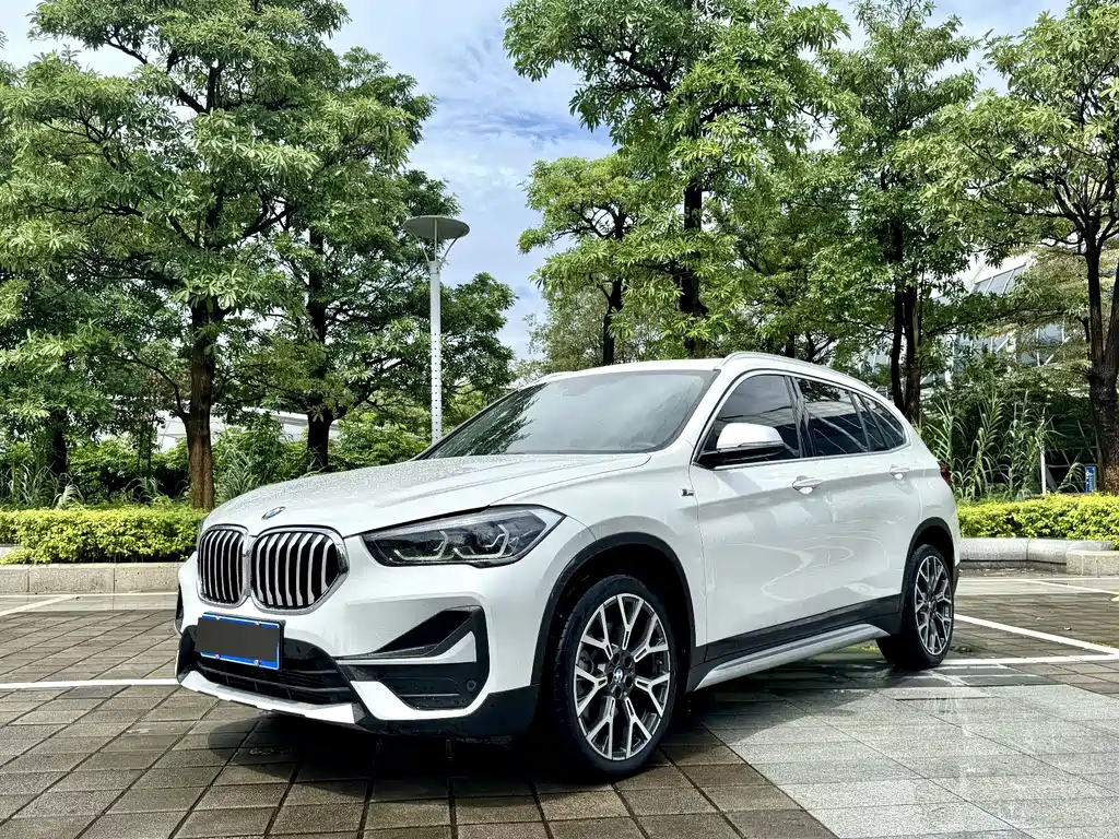 BMW X1 2023 — фото 1