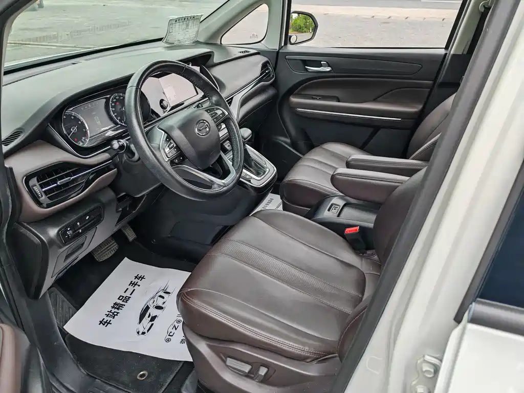 GAC Motor Trumpchi M6 2020 — фото 3