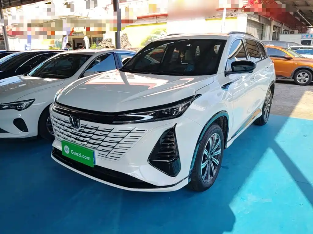 Changan CS75PLUS 2024 — фото 2