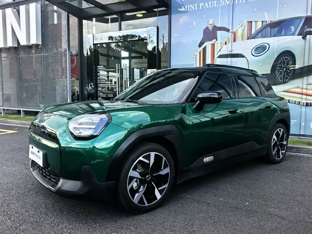 MINI ACEMAN EV 2025