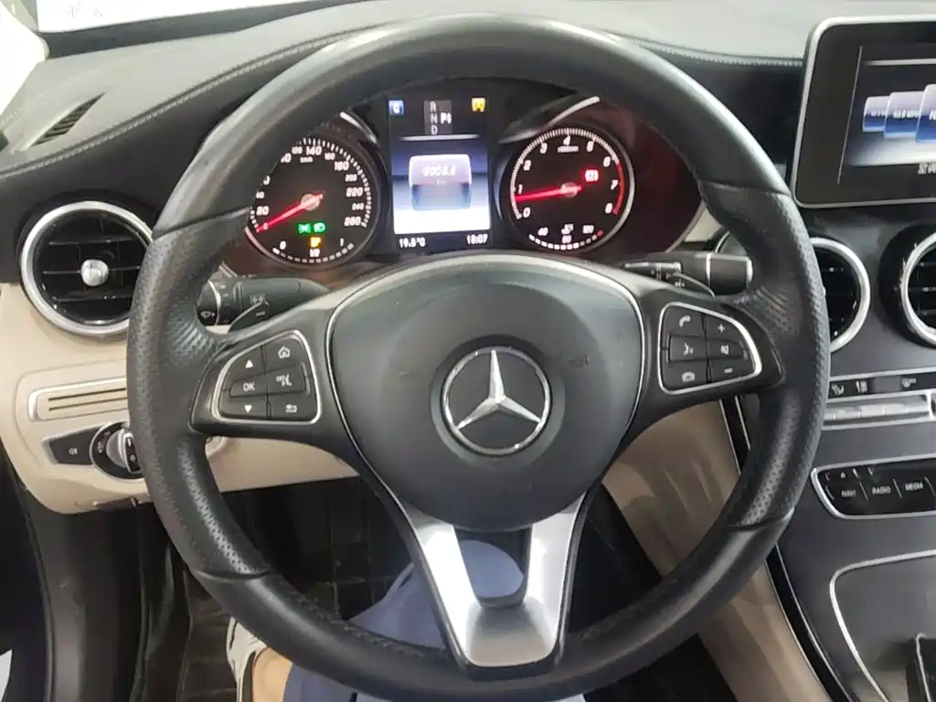 Mercedes-Benz C-Class 2015 — фото 11