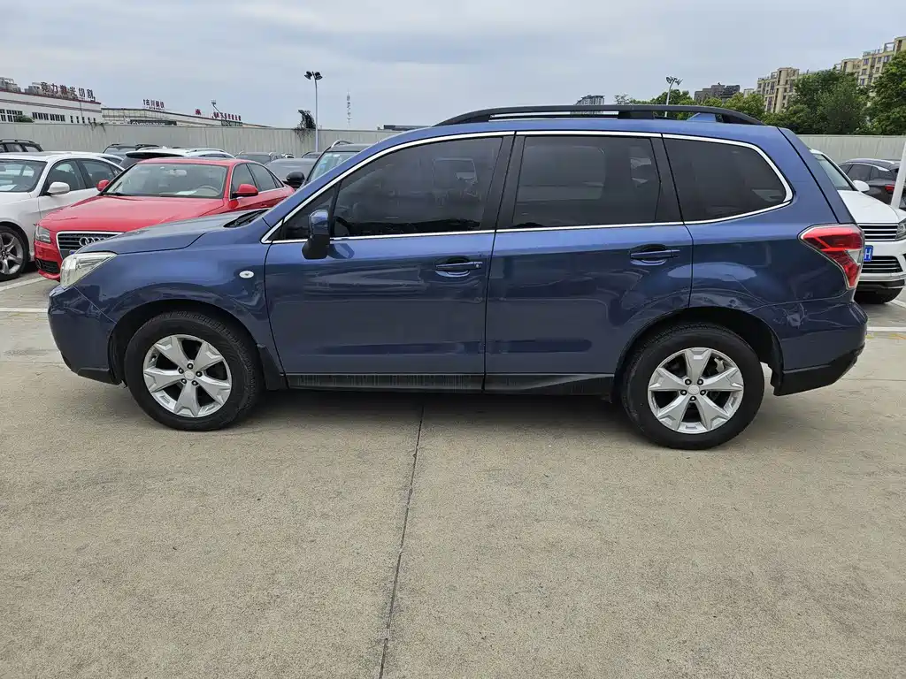 Subaru Forester 2013 — фото 18