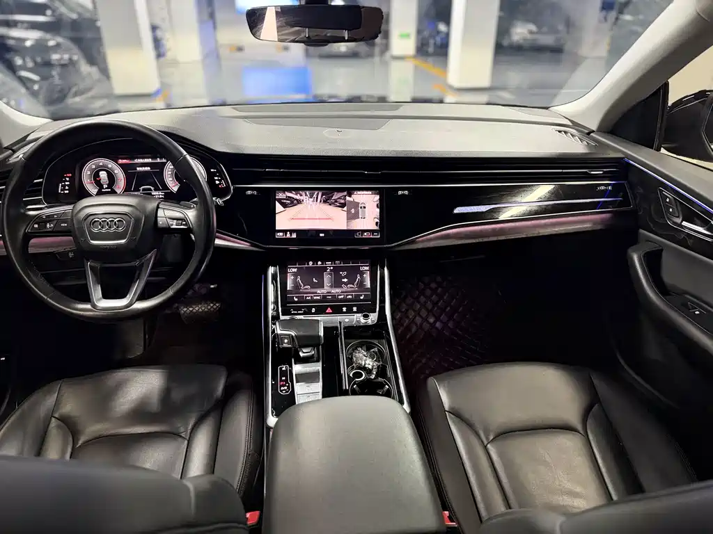 Audi Q8 2021 — фото 16