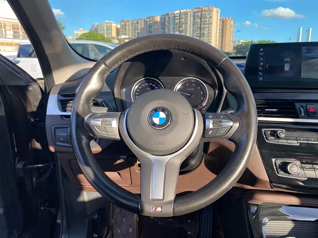 BMW X1 2021 — фото 12