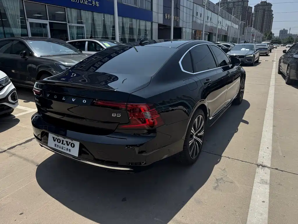 Volvo S90 2025 — фото 10