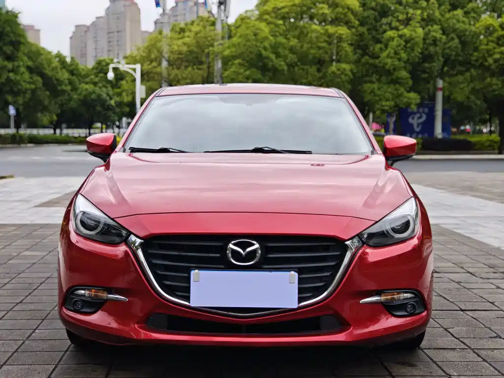 Mazda 3 Axela 2019 — фото 2