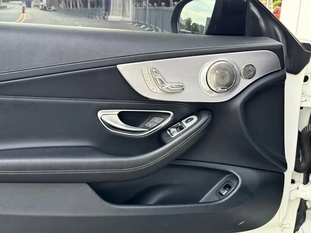 Mercedes-Benz C-Class 2018