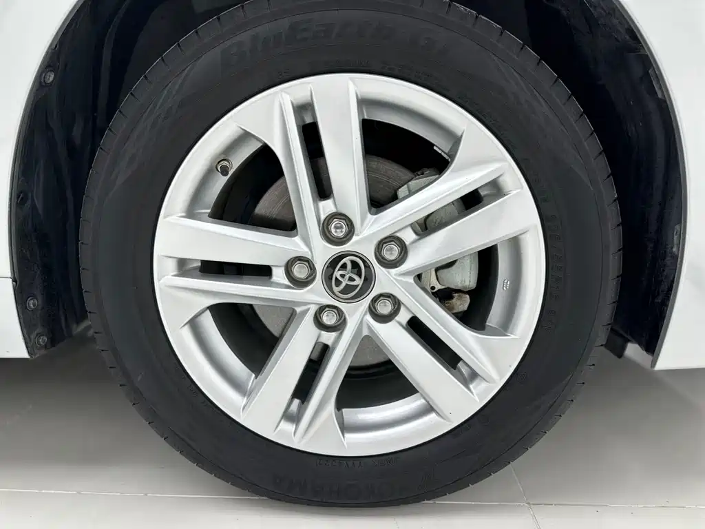Toyota Levin 2022 — фото 16