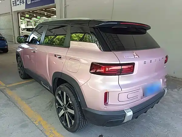 Geely ICON 2022