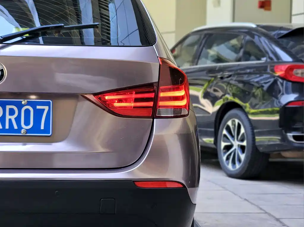 BMW X1 2012 — фото 20