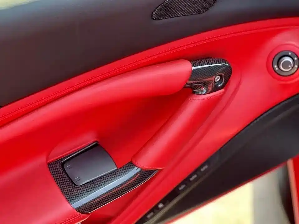 Ferrari F8 2019 — фото 11