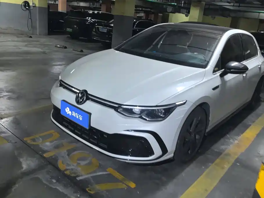 Volkswagen Golf 2022