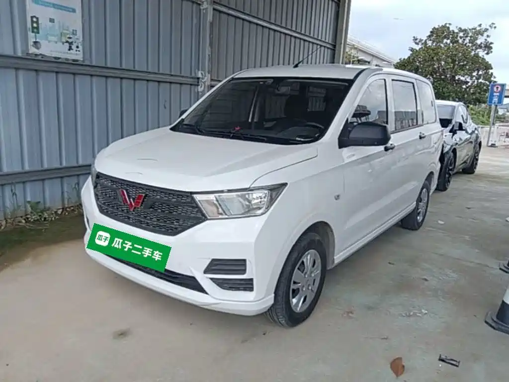 Wuling Hongguang 2024