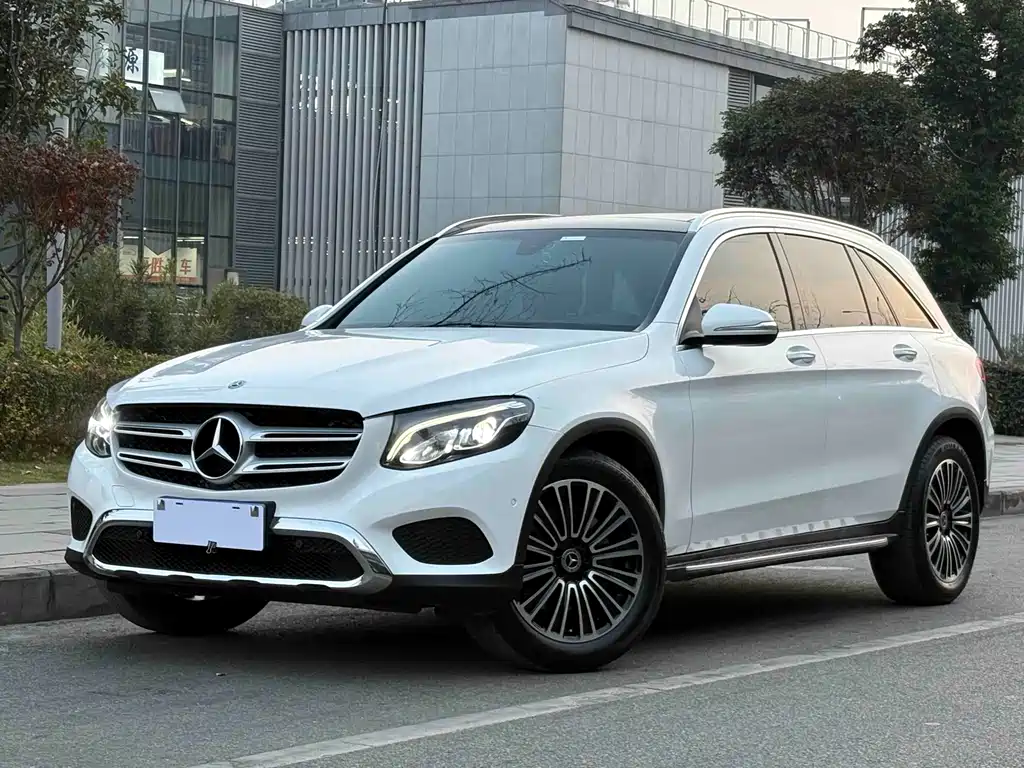 Mercedes-Benz GLC 2019 — фото 1