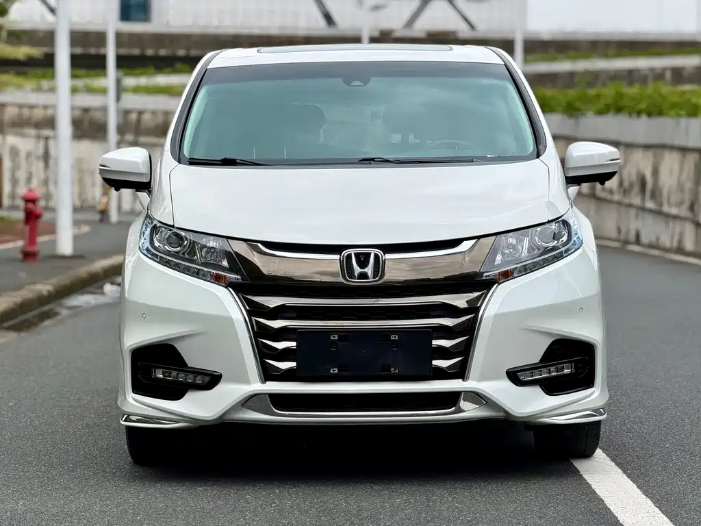 Honda Odyssey 2021 — фото 2