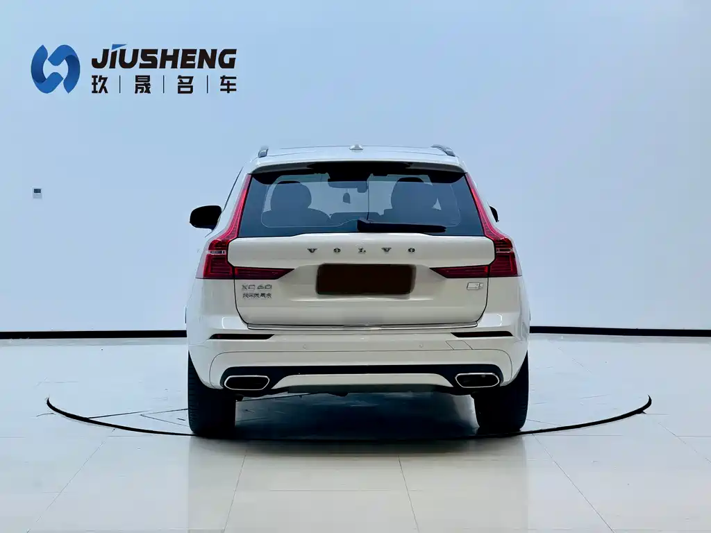 Volvo XC60 PHEV 2020 — фото 7