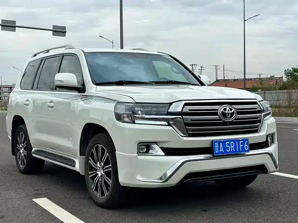 Toyota Land Cruiser 2015