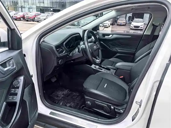 Ford Fox Active 2020