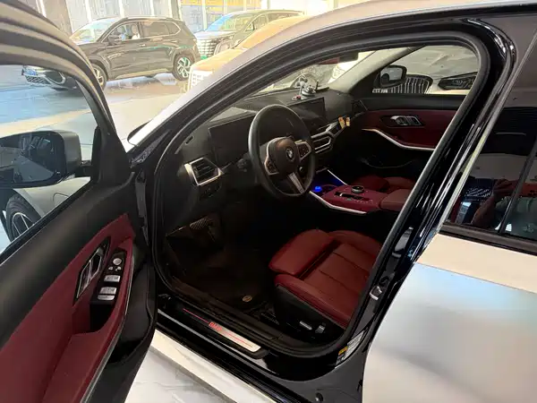 BMW i3 2023