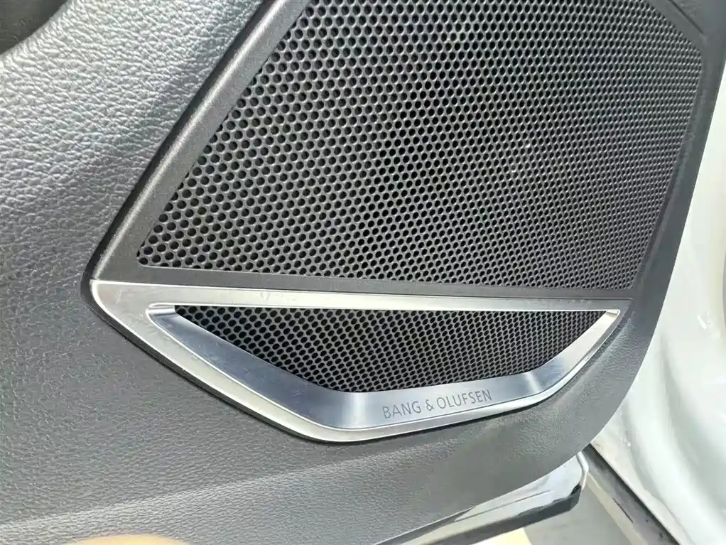 Audi Q3 2020 — фото 17
