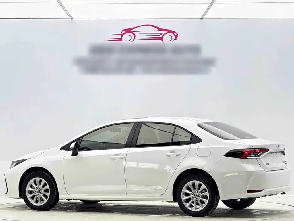 Toyota Corolla 2022 — фото 15
