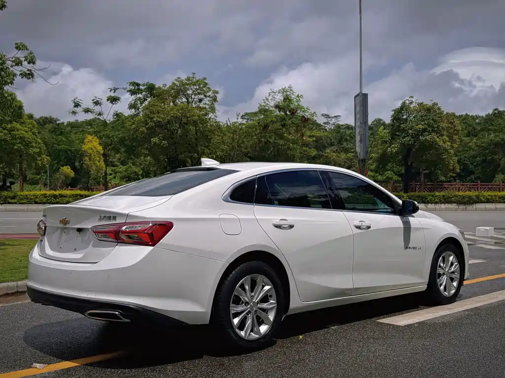 Chevrolet Malibu XL 2021 — фото 23