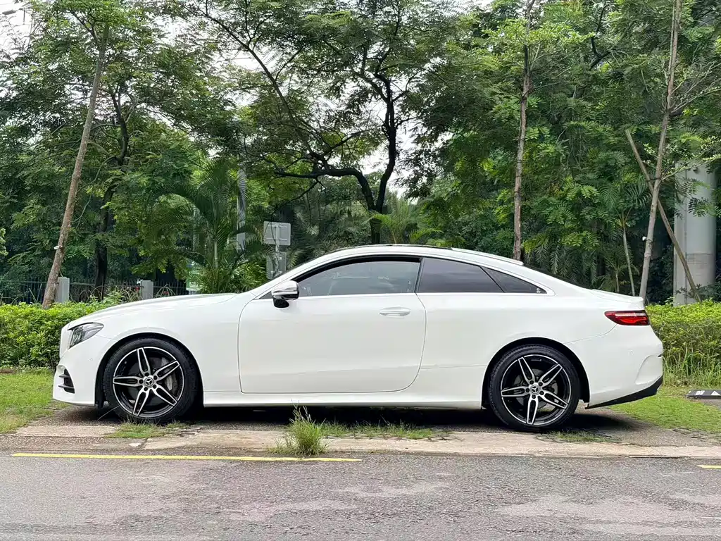 Mercedes-Benz E-Class 2018
