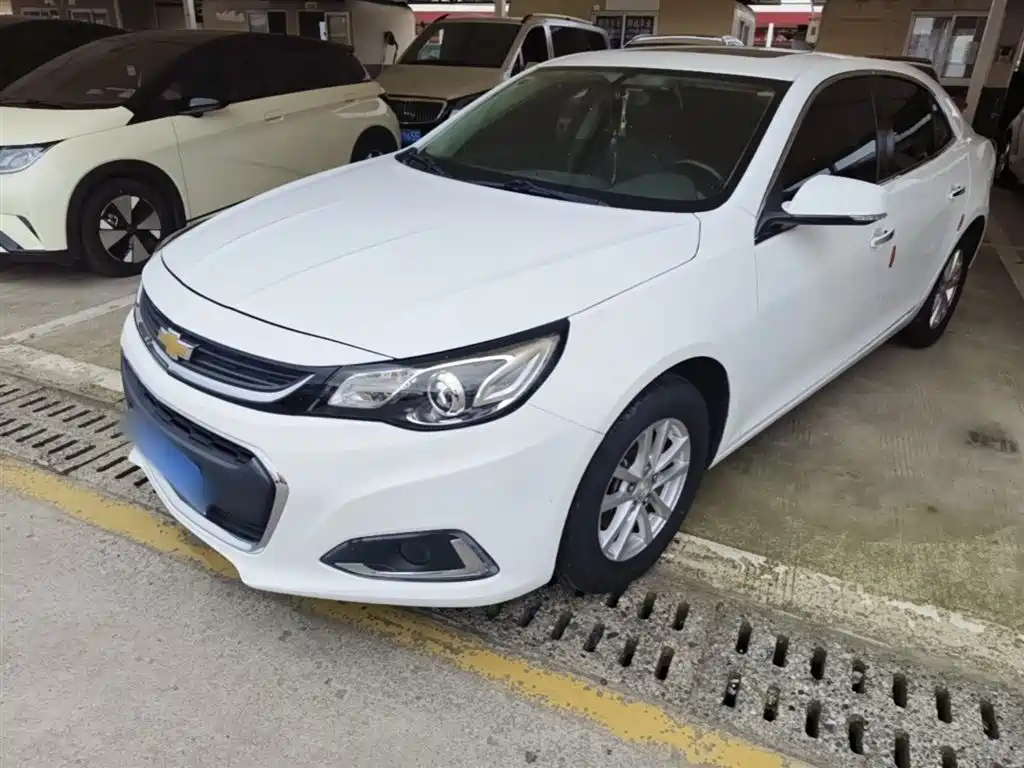 Chevrolet Malibu 2019 — фото 1
