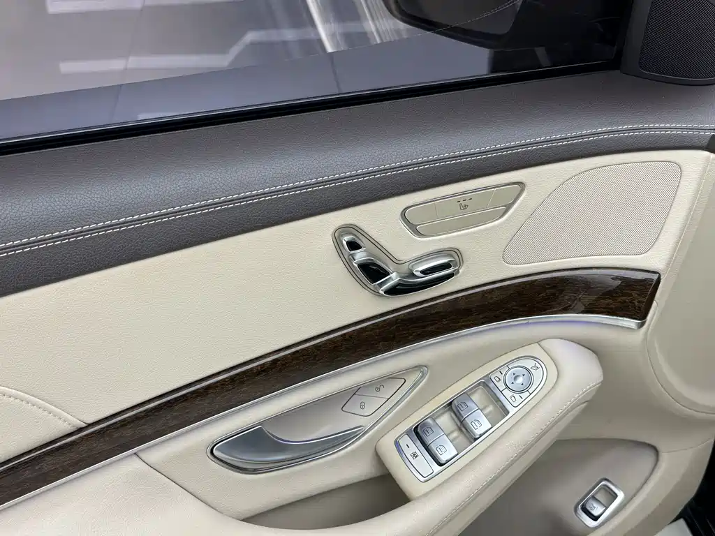 Mercedes-Benz S-Class 2016 — фото 13