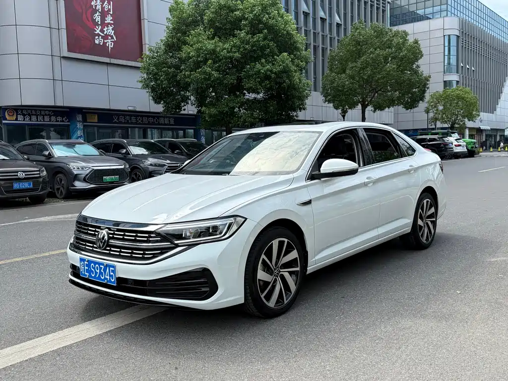 Volkswagen Sagitar 2024
