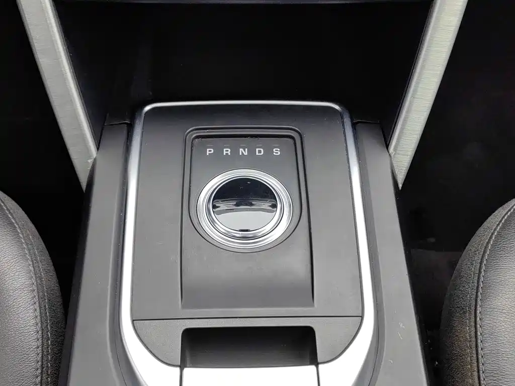 Land Rover Discovery Sport 2019 — фото 13
