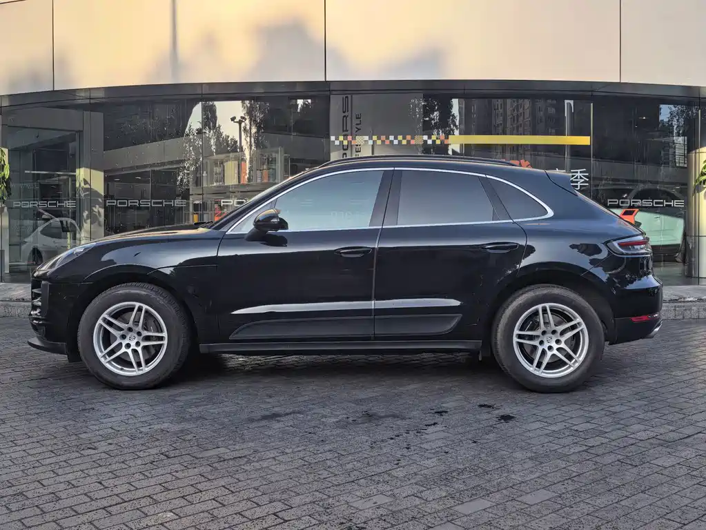 Porsche Macan 2019 — фото 3