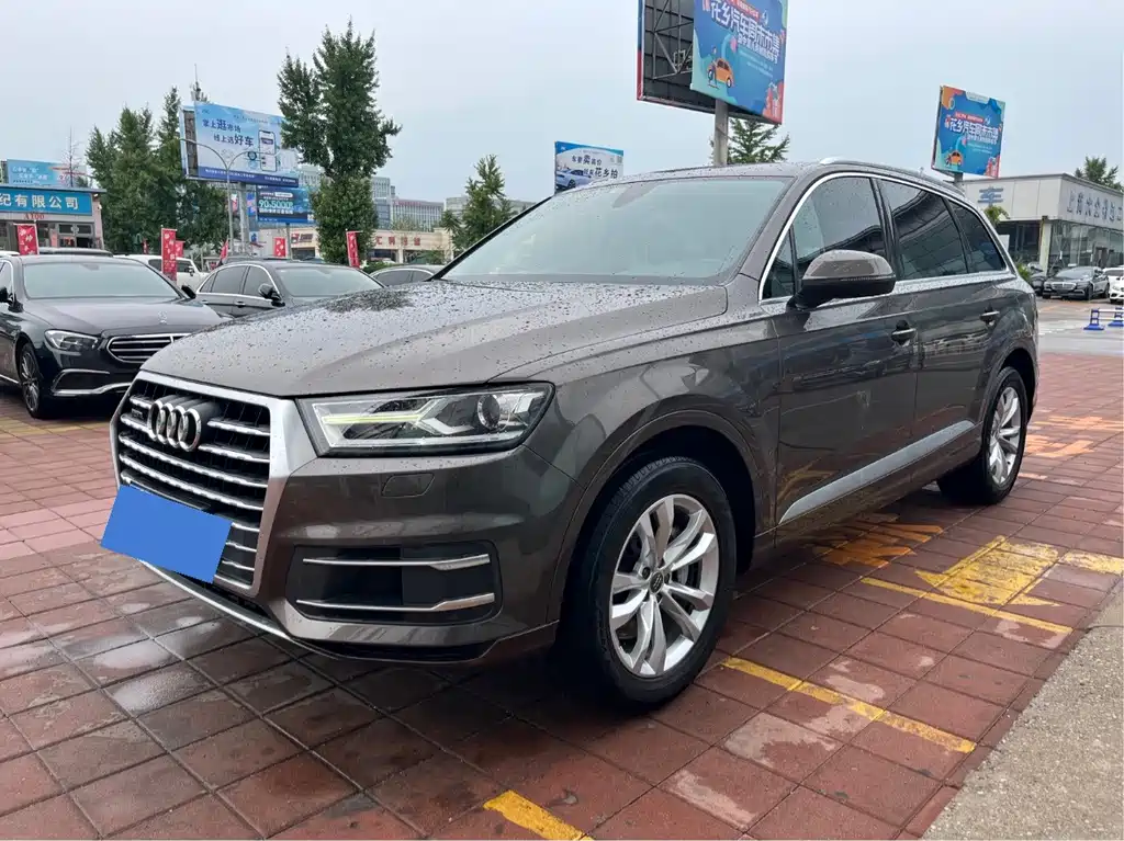 Audi Q7 2017 — фото 1