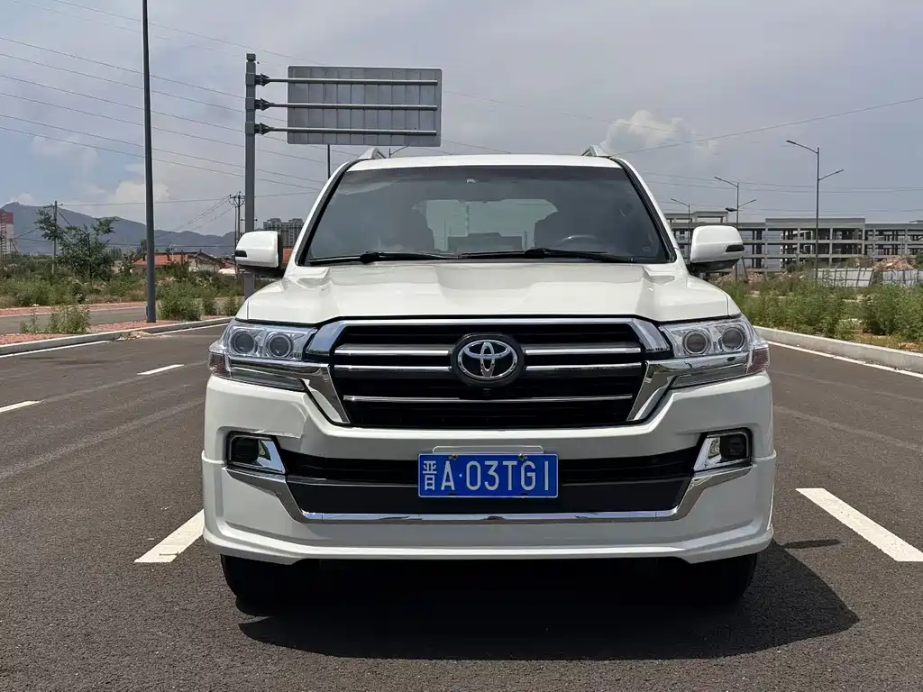 Toyota Land Cruiser 2016