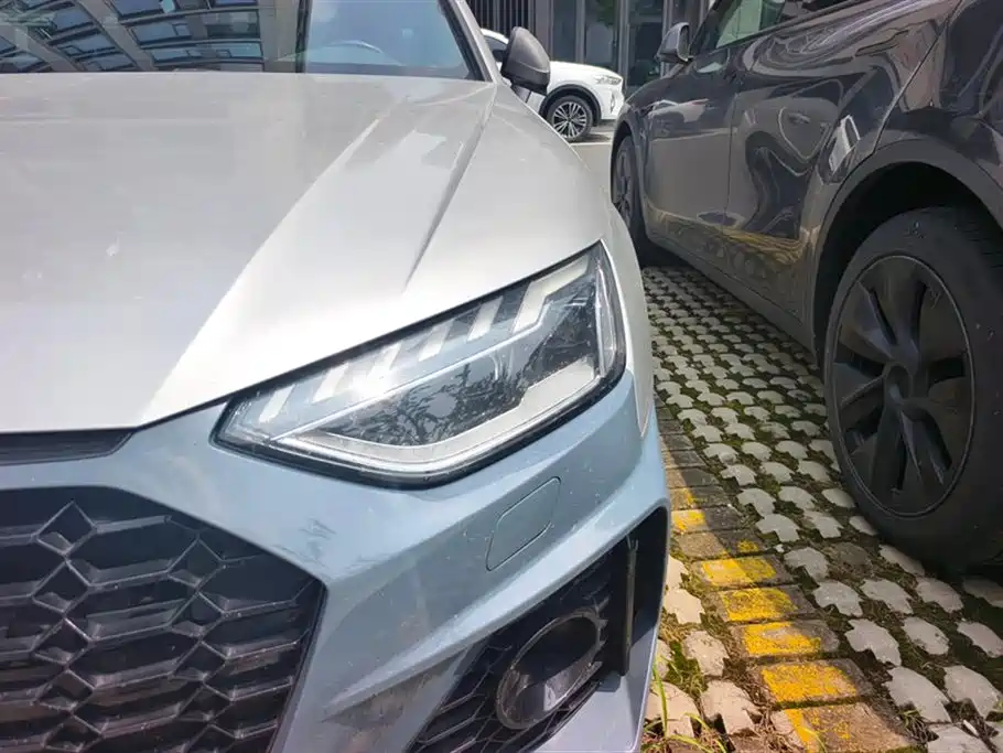 Audi A4L 2022