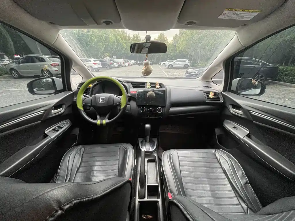 Honda Fit 2014 — фото 12