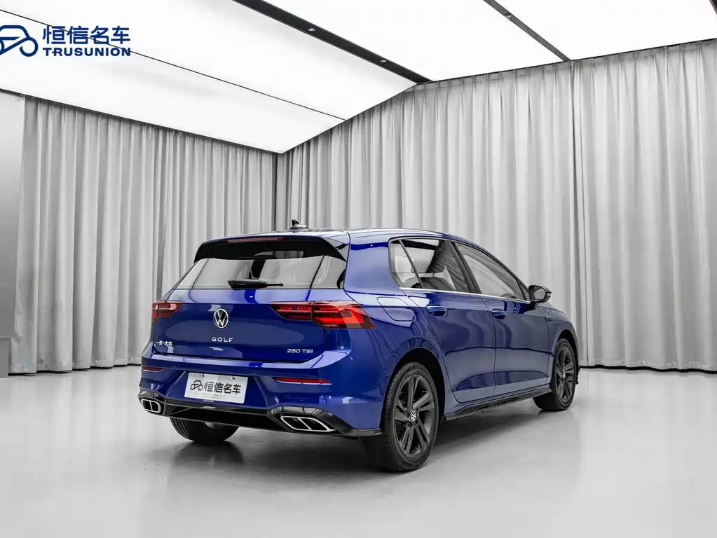 Volkswagen Golf 2021