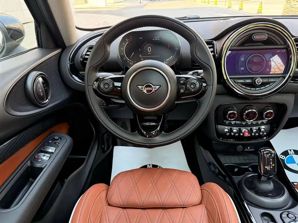 MINI Clubman 2021 — фото 16