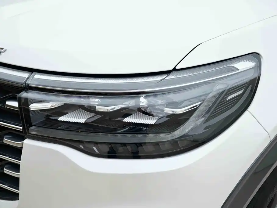 Ford Explorer 2024 — фото 15
