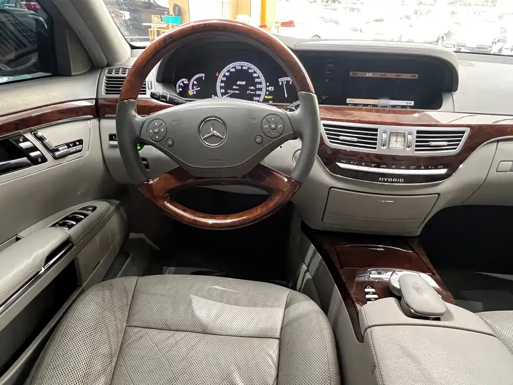 Mercedes-Benz S-Class 2010 — фото 29