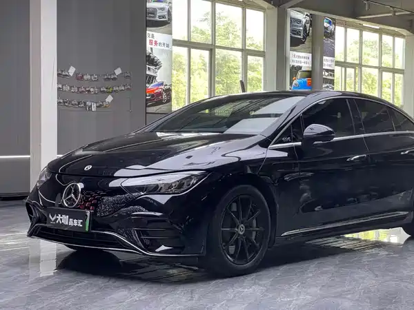 Mercedes-Benz EQE 2024