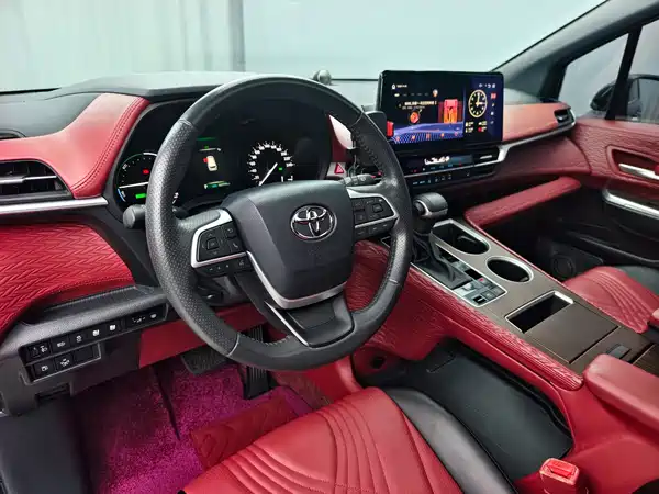 Toyota Sienna 2022