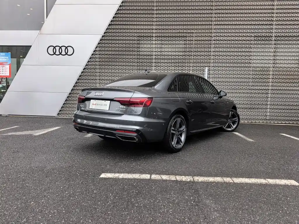 Audi A4L 2021 — фото 4