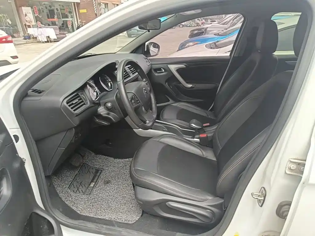 Citroen C3-XR 2015 — фото 15