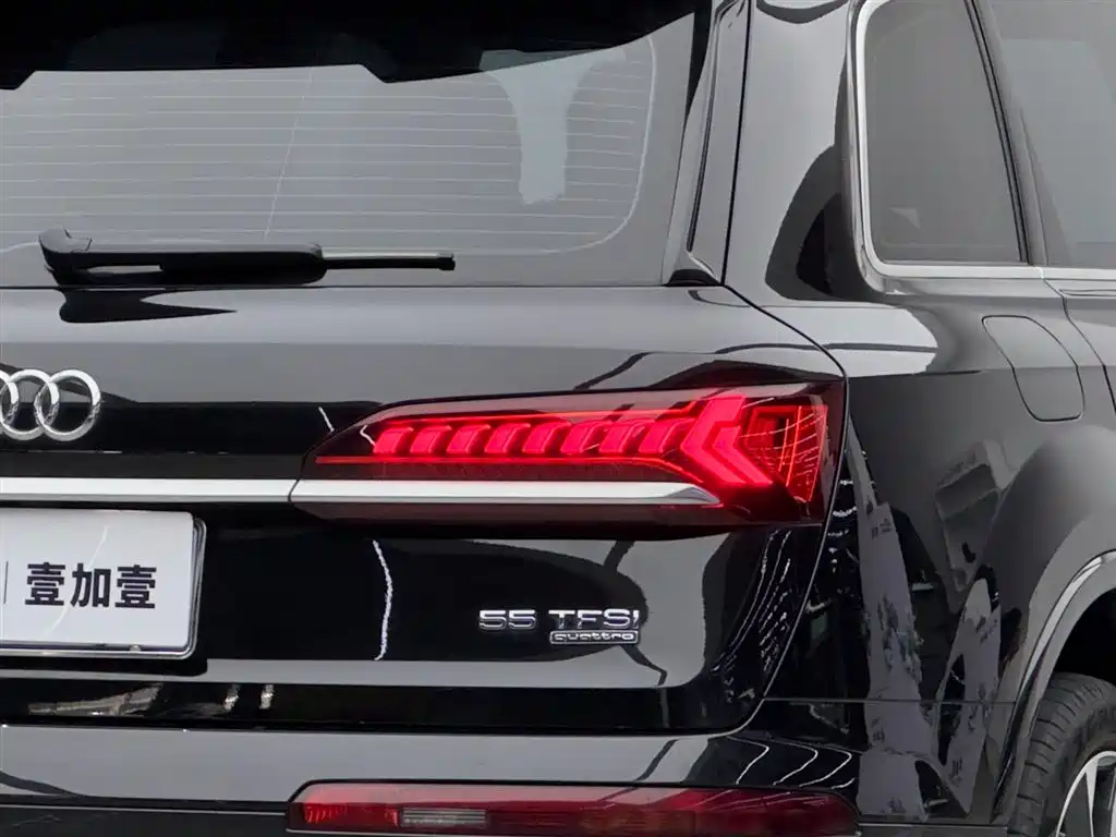 Audi Q7 2023 — фото 20