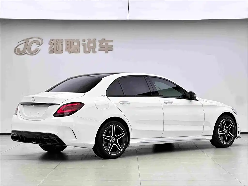 Mercedes-Benz C-Class 2021